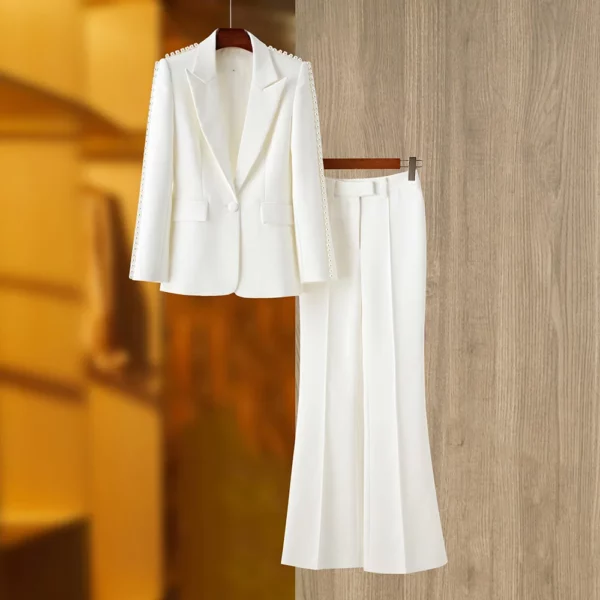 Ensemble femme 2 pièces blanc avec pantalon évasé – Image 2
