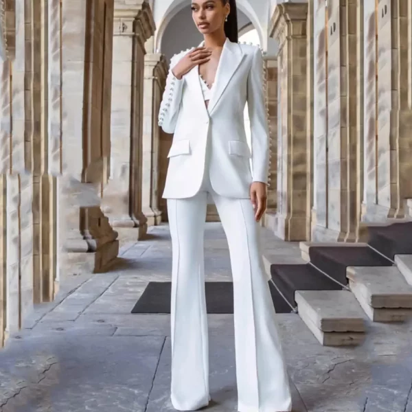 Ensemble femme 2 pièces blanc avec pantalon évasé
