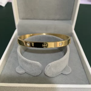 Bracelet Clou et Écrou Croix en or avec zircons