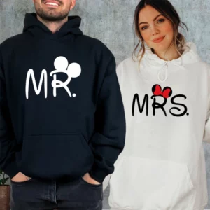 Sweatshirts assortis pour couples tendance.